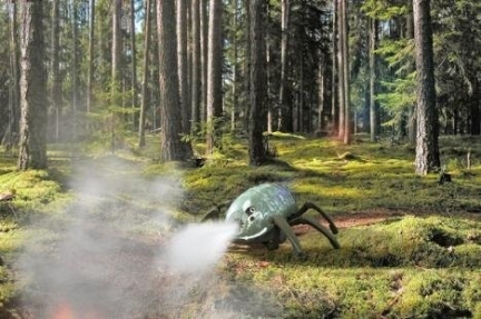 Robot Ragno OLE che spegne un principio di incendio